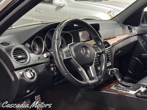 Used 2014 Mercedes-Benz C 300 4MATIC Sedan image 14