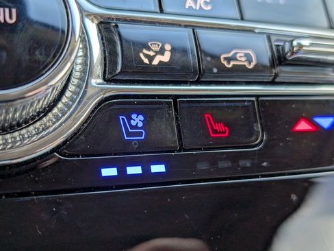 Used 2020 Lincoln Corsair FWD w/ Premium Package image 31