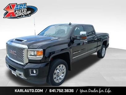 Used 2017 GMC Sierra 2500 Denali w/ Duramax Plus Package