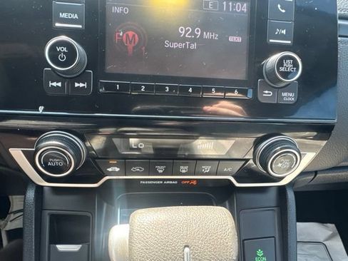 Used 2018 Honda CR-V LX image 17