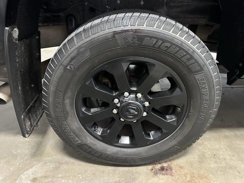 Used 2020 RAM 2500 Laramie w/ Night Edition AWD/4WD image 24