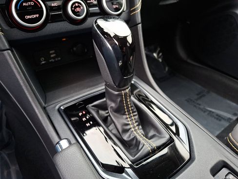 Used 2021 Subaru Crosstrek 2.5i Sport w/ Moonroof Package image 15