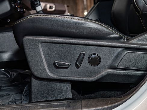 Used 2025 Ford Bronco Badlands AWD/4WD image 20