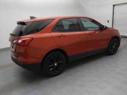 Used 2020 Chevrolet Equinox LS w/ LS Convenience Package image 10