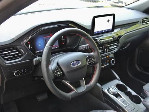 Used 2025 Ford Escape ST-Line AWD/4WD image 21