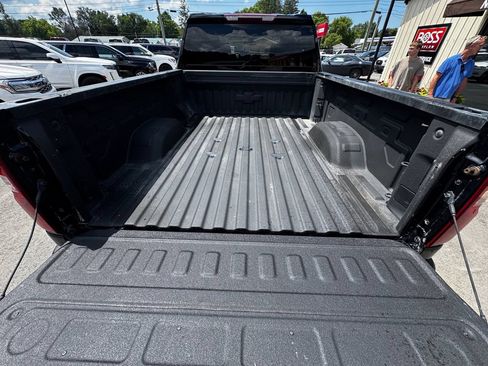 Used 2022 Chevrolet Silverado 2500 Custom w/ Custom Value Package AWD/4WD image 39