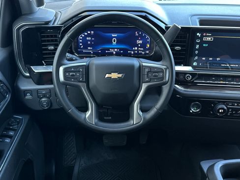 Used 2024 Chevrolet Silverado 1500 LT AWD/4WD image 14