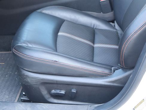 Used 2024 Nissan Altima 2.5 SR FWD image 18