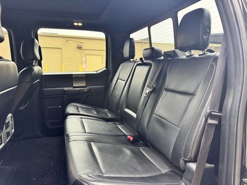 Used 2015 Ford F150 Lariat image 15