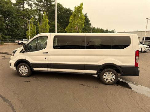Used 2023 Ford Transit 350 XLT RWD image 12