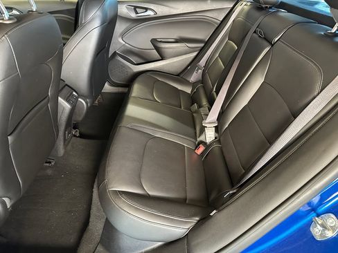 Used 2017 Chevrolet Cruze Premier w/ Enhanced Convenience Package FWD image 21