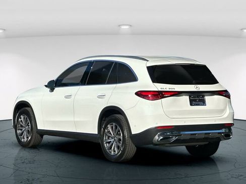 Certified 2023 Mercedes-Benz GLC 300 image 5