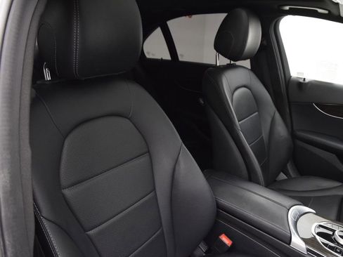 Used 2018 Mercedes-Benz C 300 Sedan image 17