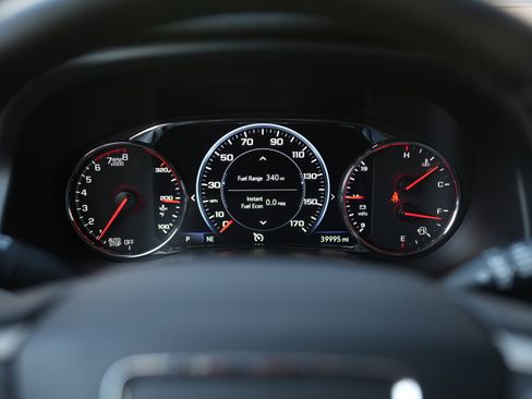 Used 2023 GMC Acadia Denali image 13