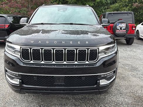 Certified 2024 Jeep Wagoneer 4WD image 3