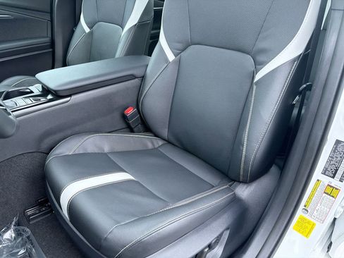 Used 2026 Toyota Camry XLE w/ Convenience Package image 17