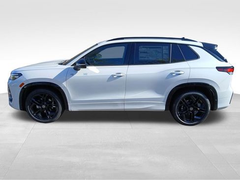 New 2026 Volkswagen Tiguan SE R-Line FWD image 2