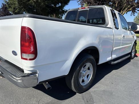 Used 2001 Ford F150 XLT RWD image 12