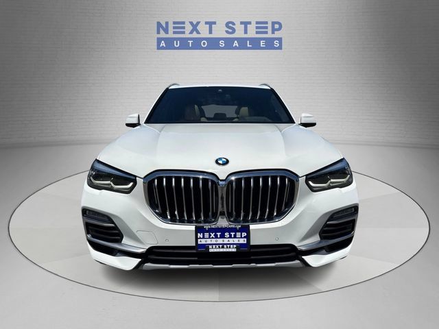 Used 2019 BMW X5 xDrive40i w/ Convenience Package AWD/4WD image 2