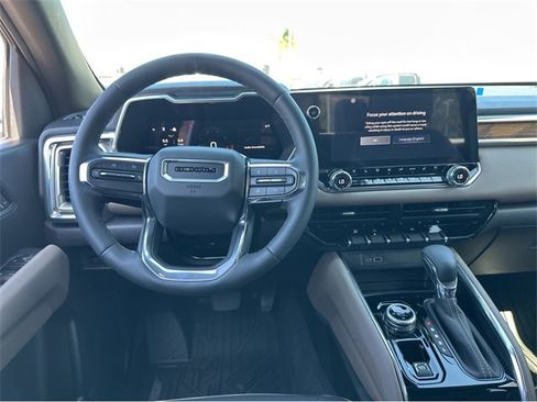 New 2026 GMC Canyon Denali image 8