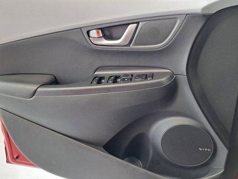 Used 2021 Hyundai Kona Limited w/ Cargo Package image 22