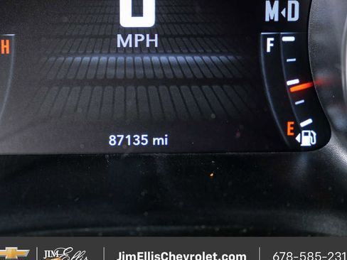 Used 2022 Dodge Challenger SXT image 11