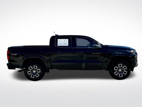 Used 2025 Chevrolet Colorado Z71 w/ Technology Package image 7