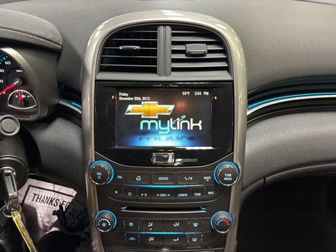 Used 2015 Chevrolet Malibu LT w/ Power Convenience Package FWD image 28