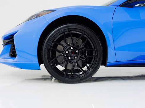 Used 2023 Chevrolet Corvette Z06 w/ Battery Protection Package RWD image 12