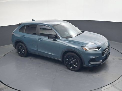 Used 2023 Honda HR-V Sport image 17