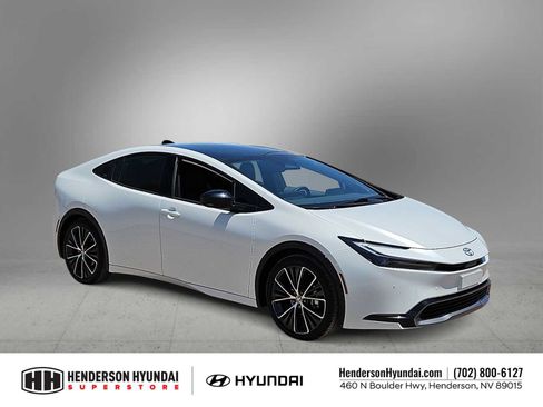 Used 2024 Toyota Prius Limited w/ Limited Premium Package FWD image 2