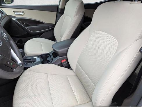 Used 2017 Hyundai Santa Fe Sport image 22
