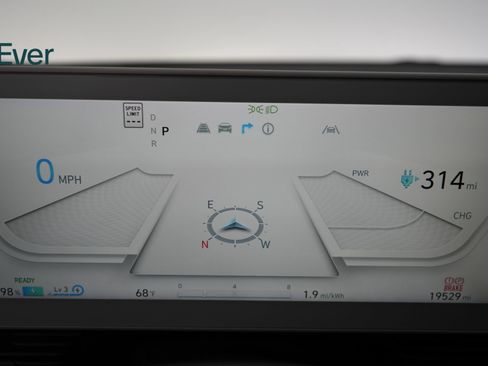 Used 2024 Hyundai Ioniq 5 SEL RWD image 7