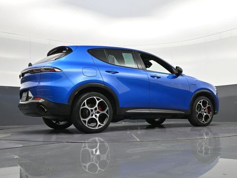 Used 2024 Alfa Romeo Tonale Veloce AWD/4WD image 32