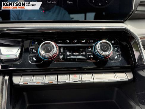 Used 2024 GMC Sierra 1500 AT4 w/ Technology Package AWD/4WD image 23