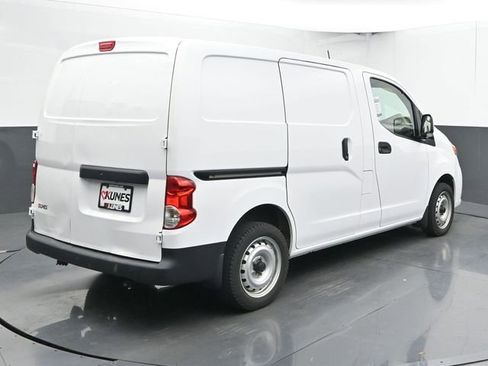 Used 2021 Nissan NV200 S image 9