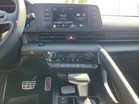 New 2026 Hyundai Elantra Sport FWD image 15