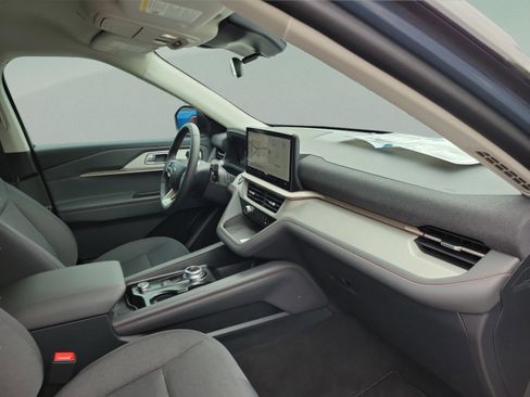 New 2026 Ford Explorer Active image 30