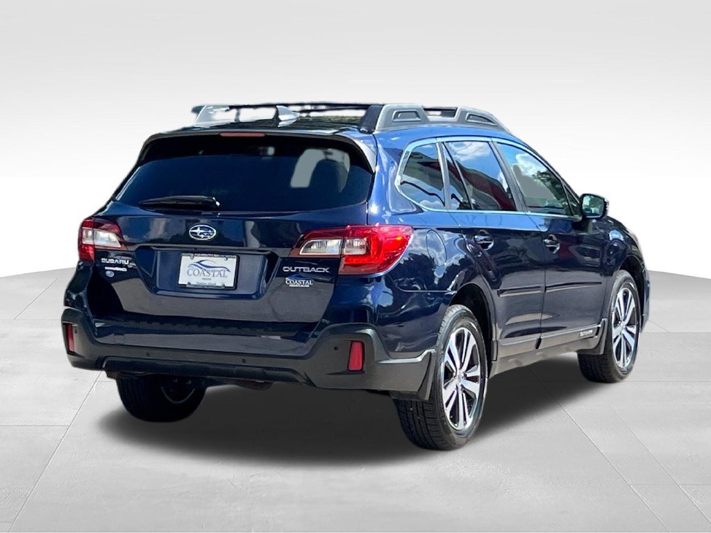 Used 2018 Subaru Outback 2.5i Limited AWD/4WD image 13