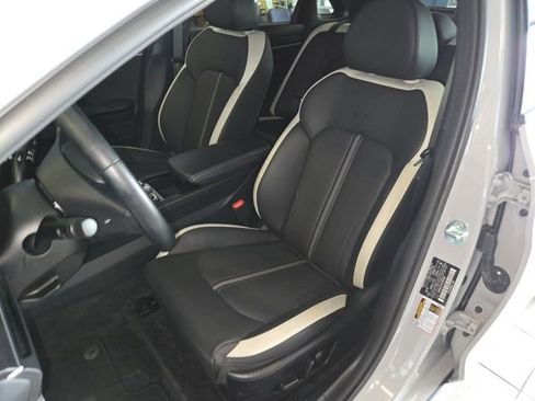 Used 2025 Kia K5 GT-Line AWD/4WD image 11