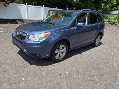 Used 2014 Subaru Forester 2.5i Touring AWD/4WD image 1