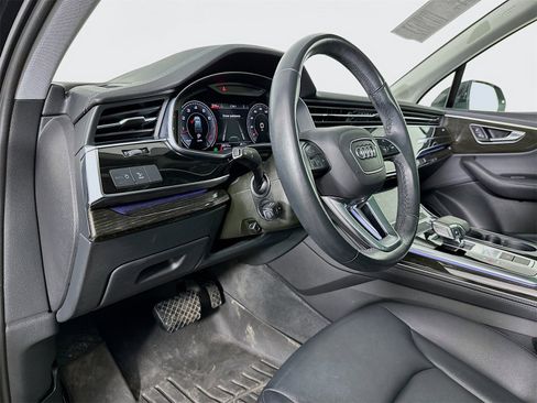 Used 2023 Audi Q7 3.0T Premium Plus image 9