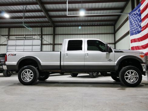 Used 2016 Ford F250 Lariat AWD/4WD image 15