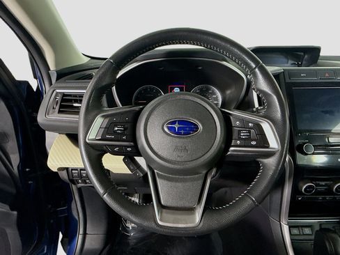 Used 2022 Subaru Ascent Premium w/ Convenience Package image 13