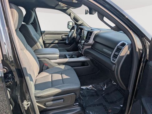 Used 2022 RAM 1500 Big Horn AWD/4WD image 10