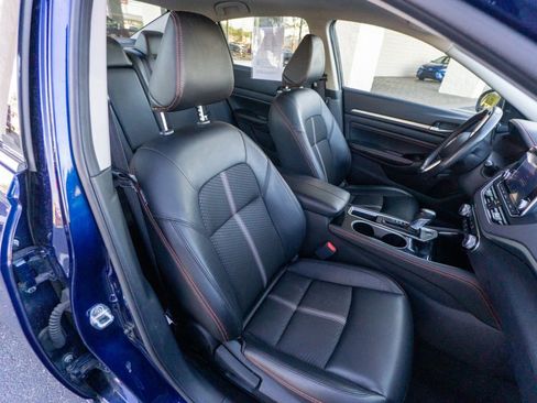 Used 2023 Nissan Altima 2.5 SR FWD image 26