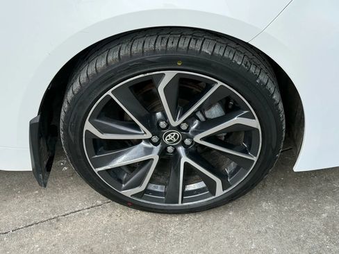 Used 2021 Toyota Corolla SE image 42