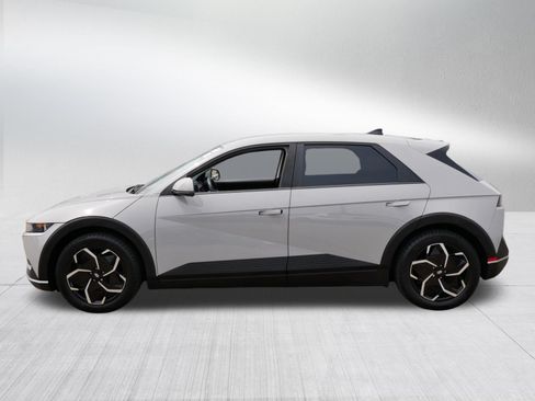 Used 2024 Hyundai Ioniq 5 SEL AWD/4WD image 4