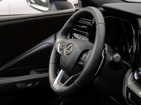 Used 2025 Lexus TX 350 AWD w/ Technology Package image 18