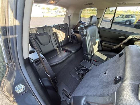 Used 2013 Toyota Highlander SE AWD/4WD image 9
